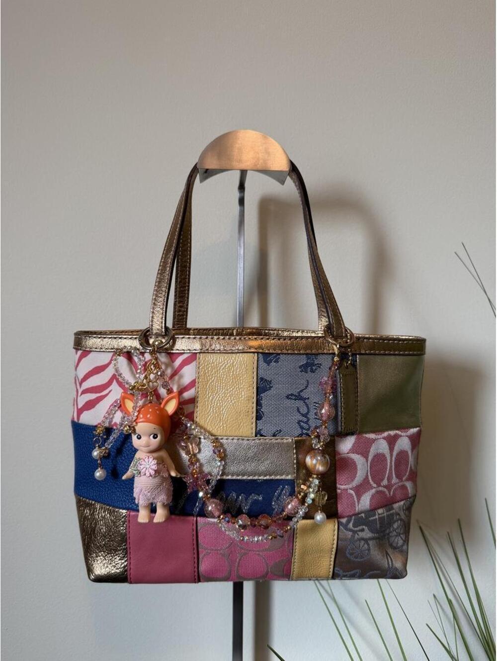 Coach Hampton Spring Patchwork Multicolor Tote Shoulder Bag 💗💙💛